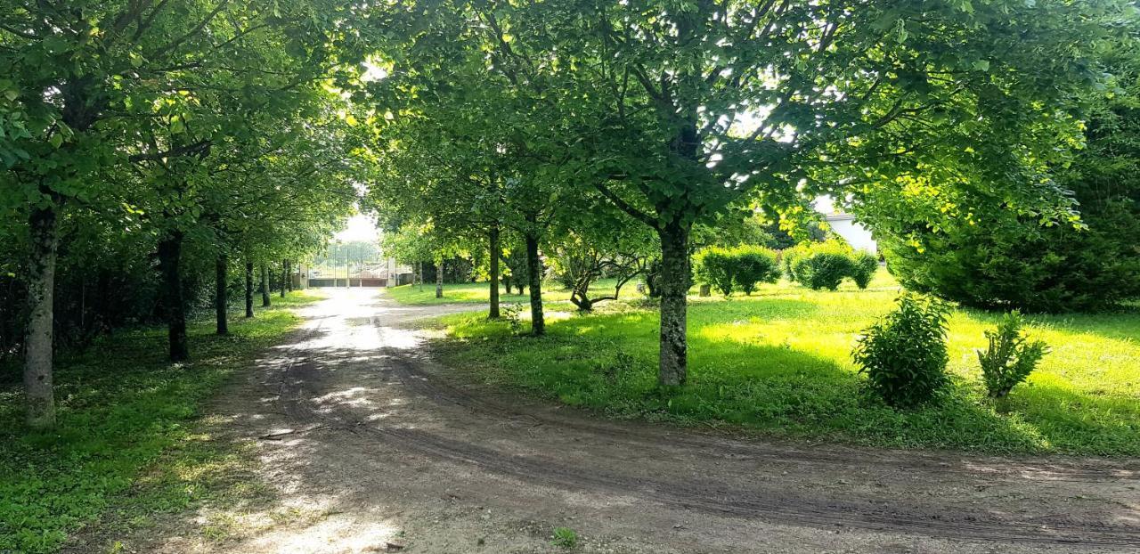 Siecq La Revetizon Bed & Breakfast エクステリア 写真